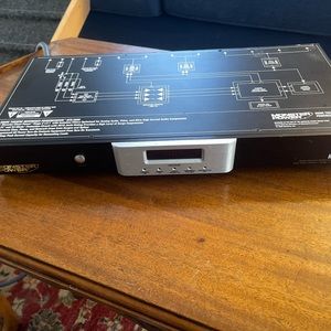 Monster power HTS 1600 Reference Home Theatre Power centre Surge Protector